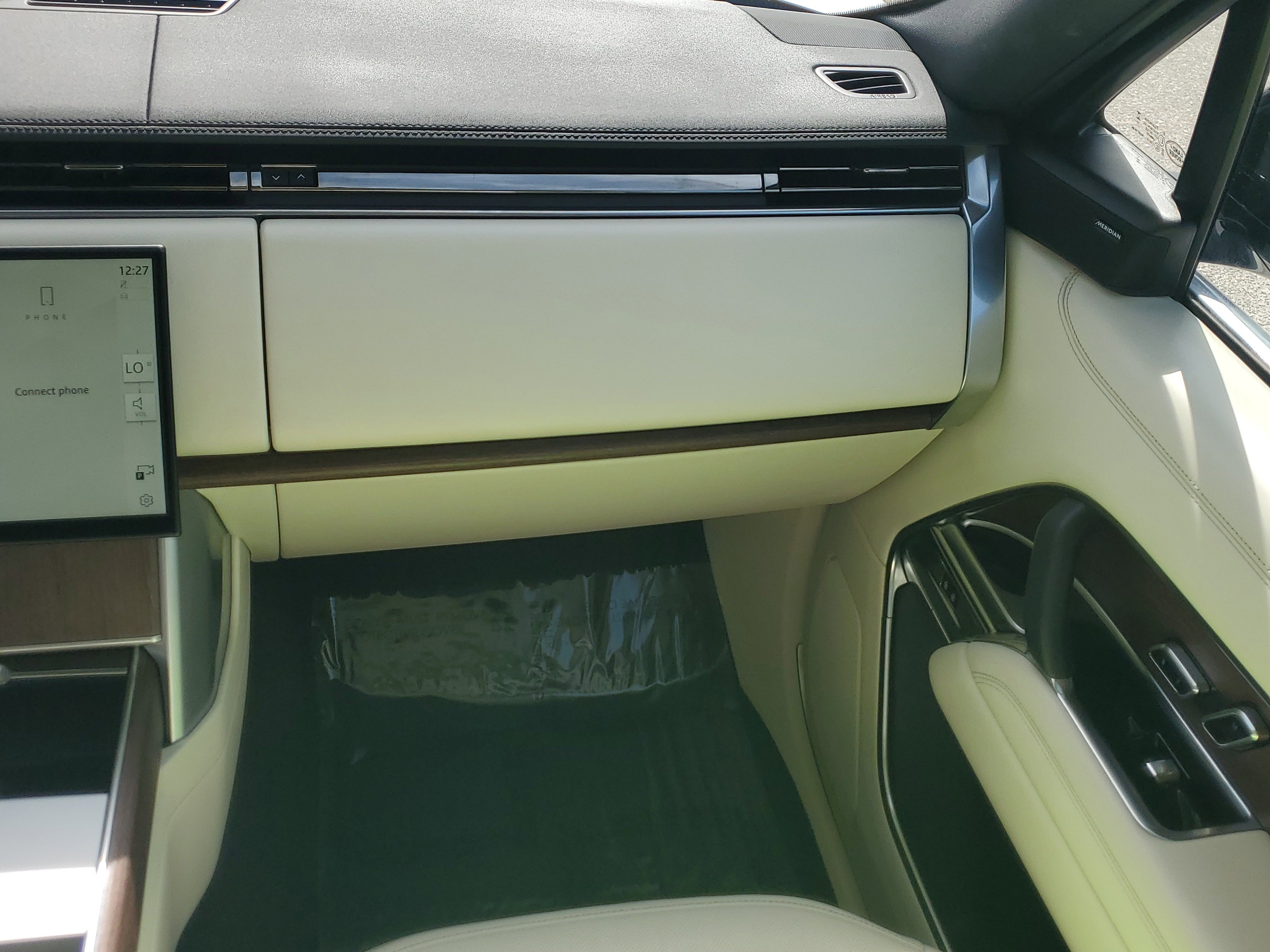 Used 2024 Land Rover Range Rover SE image 15