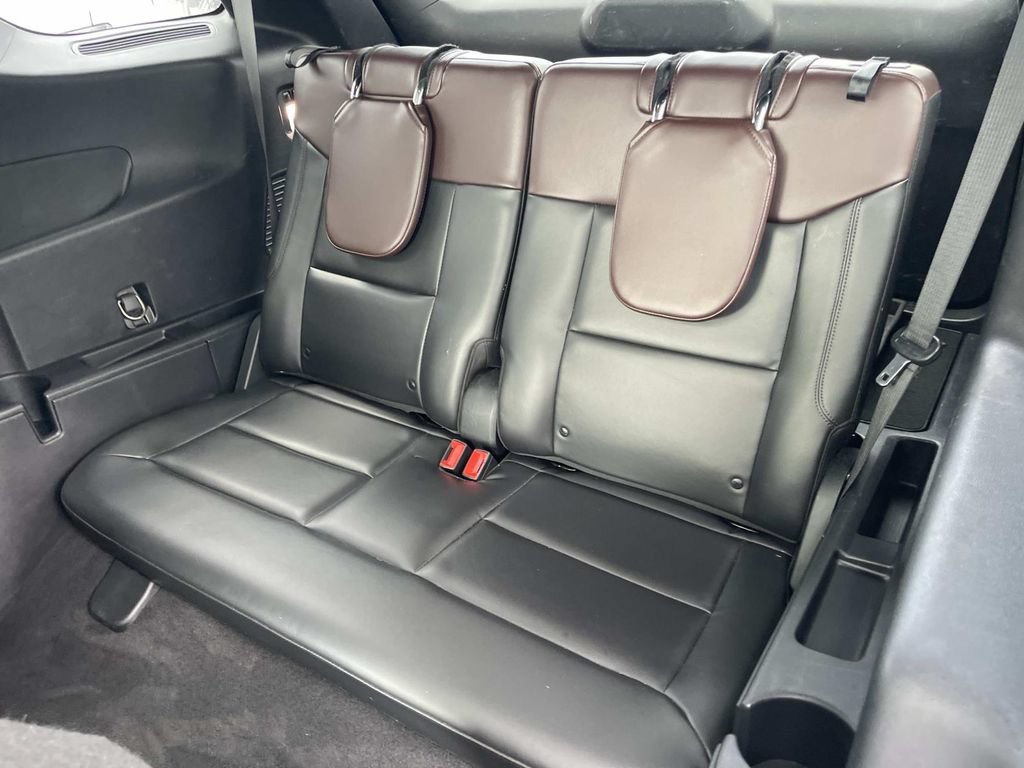 Used 2021 Ford Explorer Platinum w/ Premium Technology Package RWD image 20