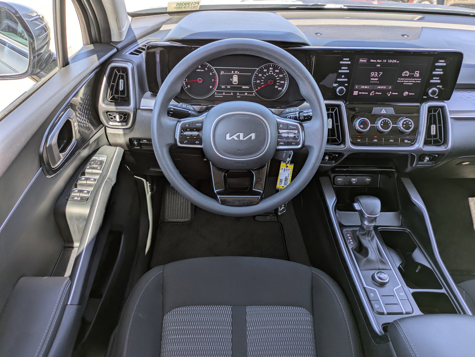 Certified 2023 Kia Sorento LX image 13