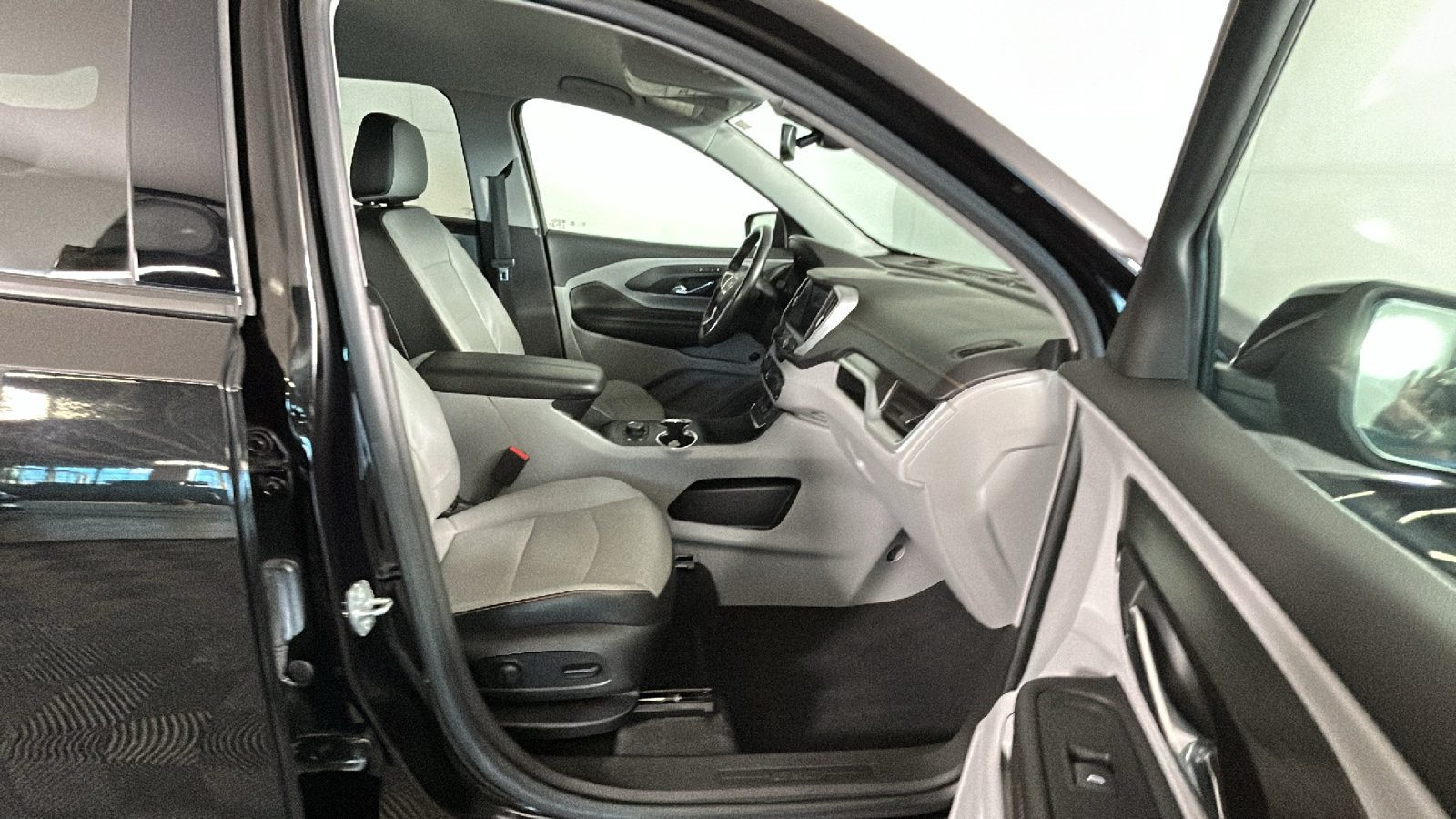 Used 2020 GMC Terrain SLT w/ Preferred Package AWD/4WD image 38