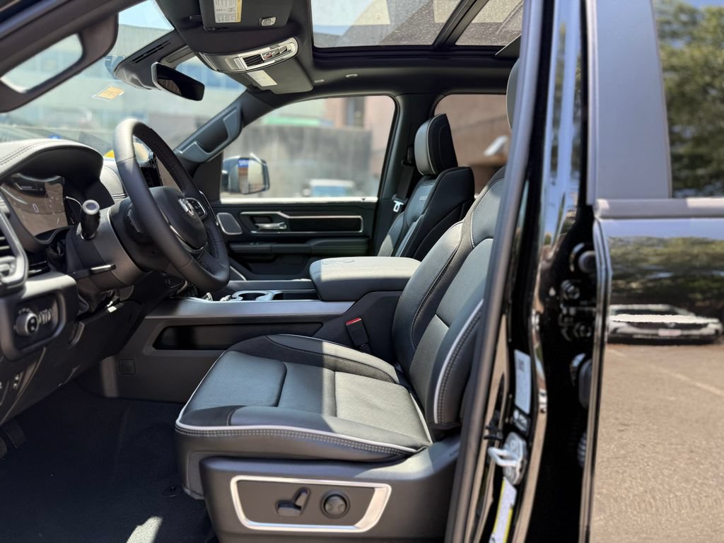 New 2026 RAM 1500 Laramie w/ Night Edition AWD/4WD image 11