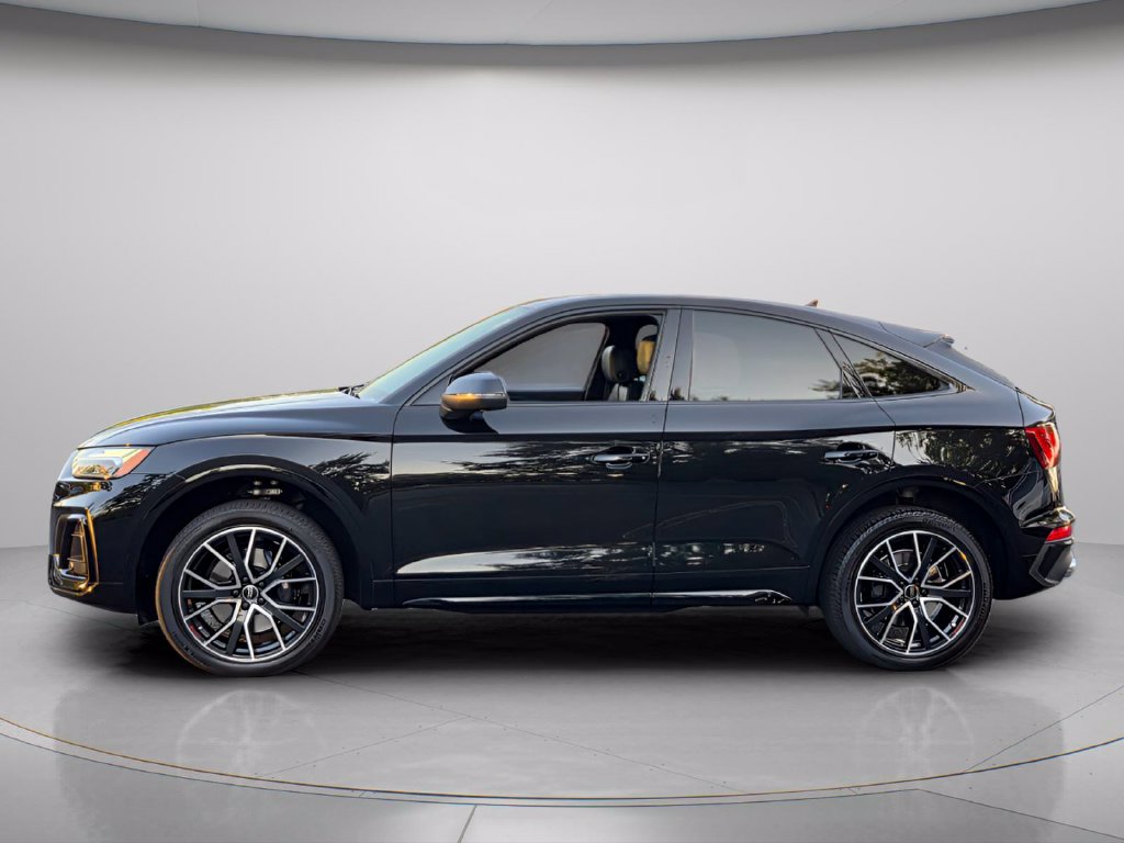 Used 2023 Audi SQ5 Premium Plus w/ Premium Plus Package AWD/4WD image 3