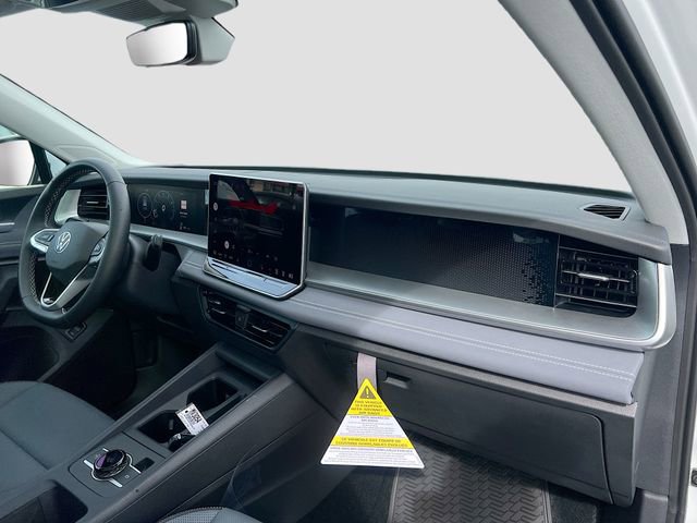 New 2026 Volkswagen Tiguan SE image 28