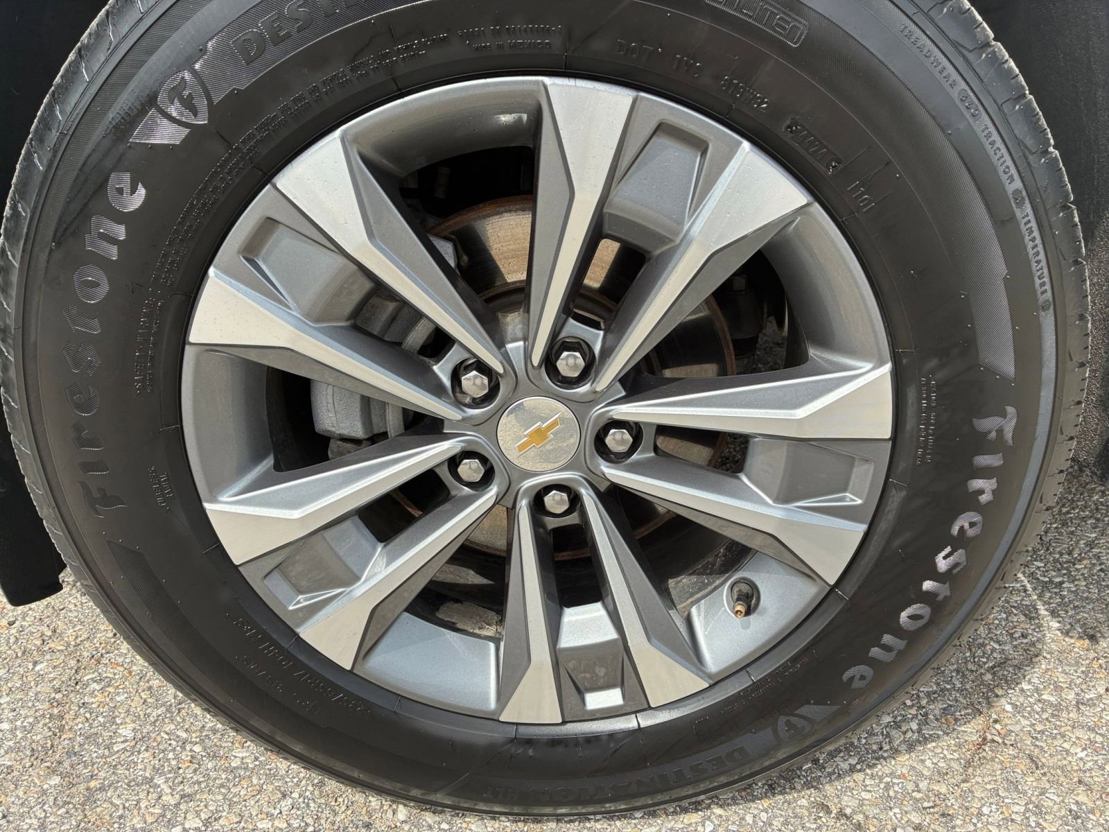 Used 2025 Chevrolet Equinox LT FWD image 24