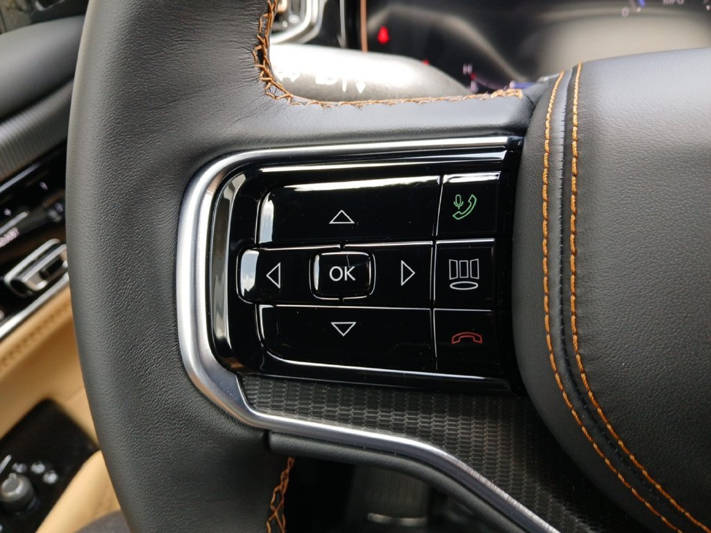 New 2026 Jeep Grand Wagoneer L Summit AWD/4WD image 11