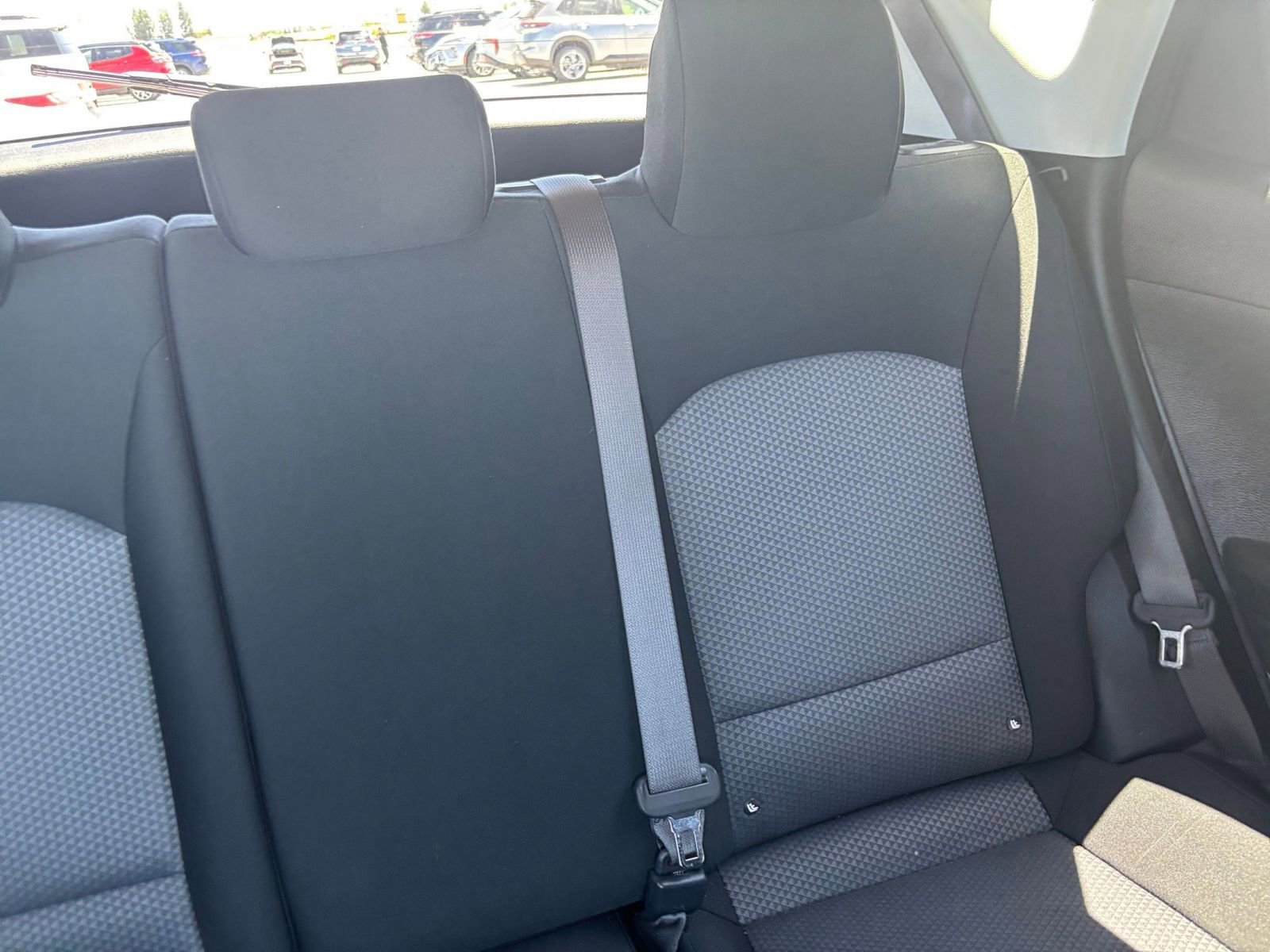 Used 2025 Kia Soul LX w/ LX Technology Package FWD image 35
