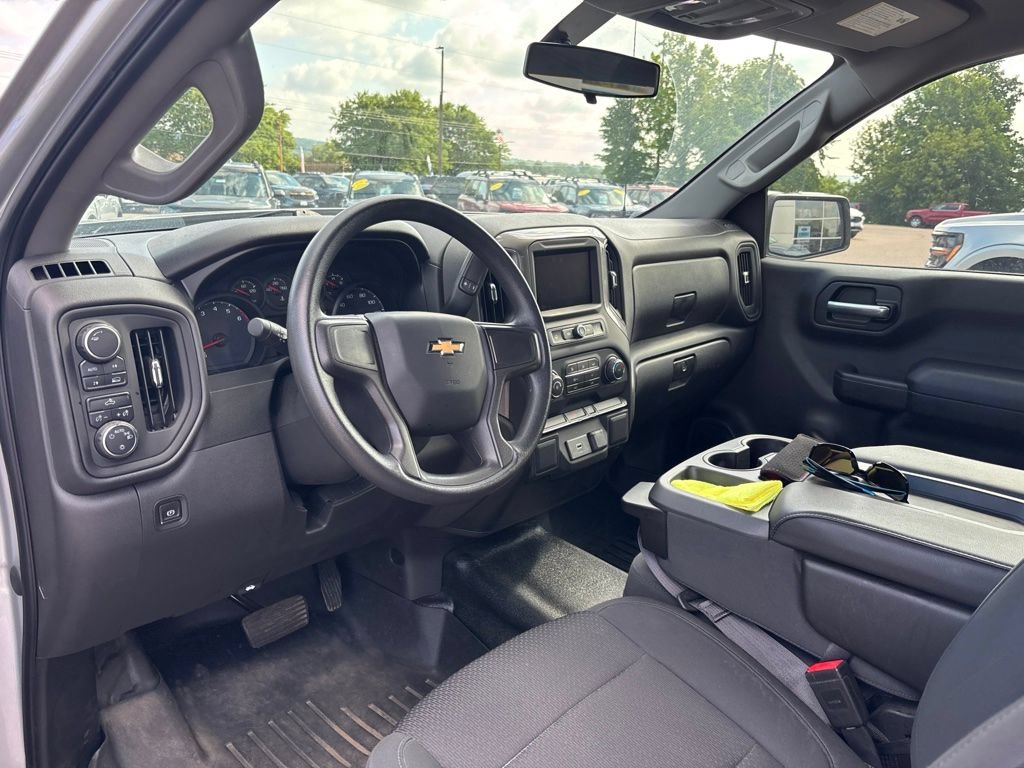 Used 2020 Chevrolet Silverado 1500 W/T w/ Snow Plow Prep Package AWD/4WD image 5