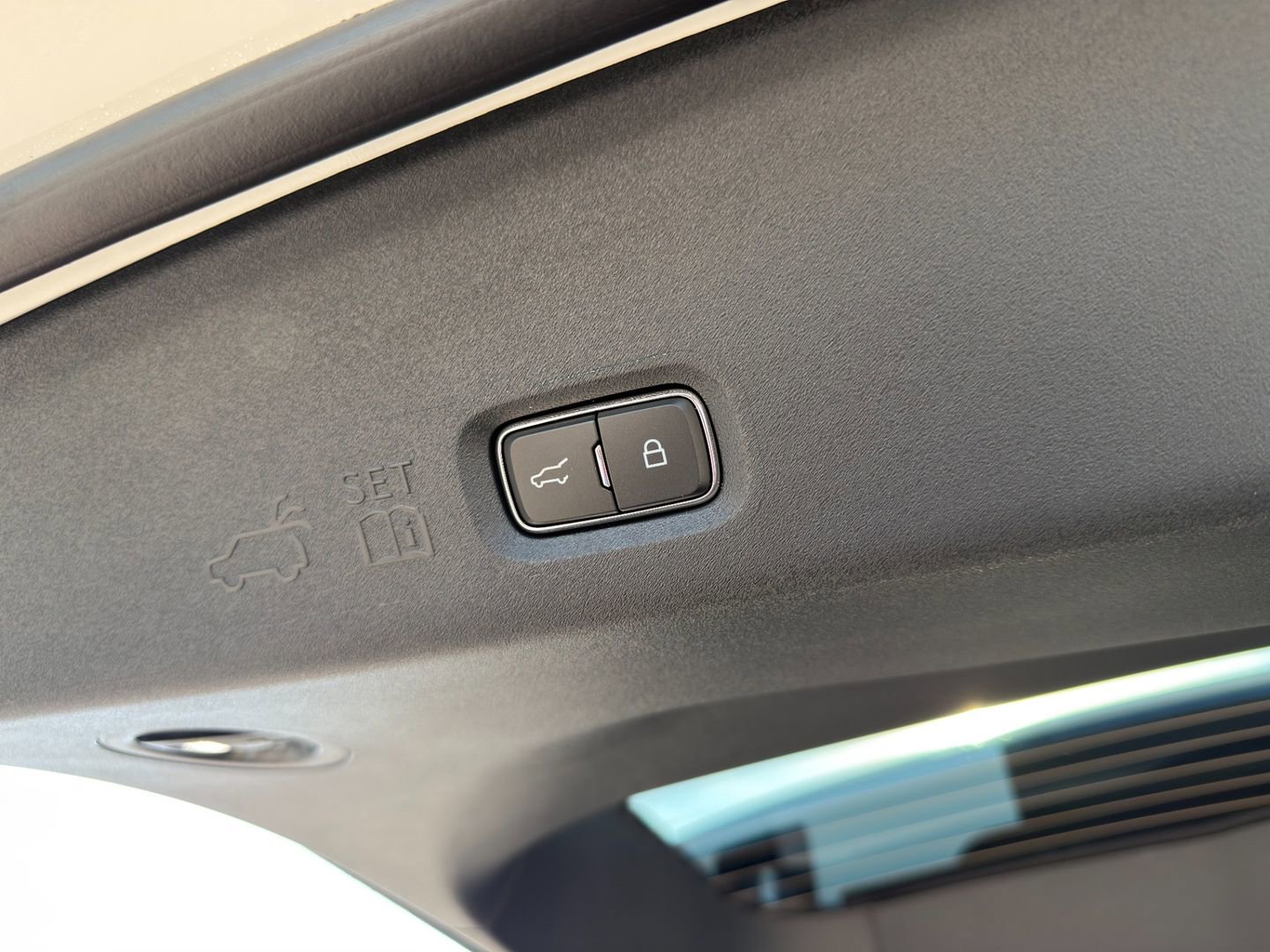 New 2025 Ford Expedition Active image 20