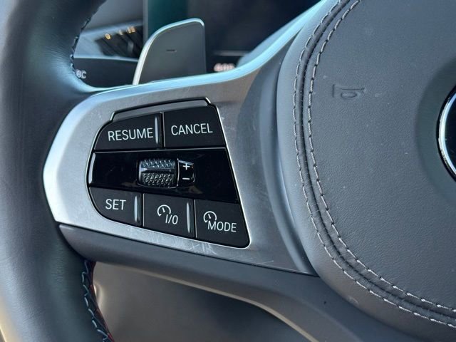 Used 2025 BMW X7 M60i image 27