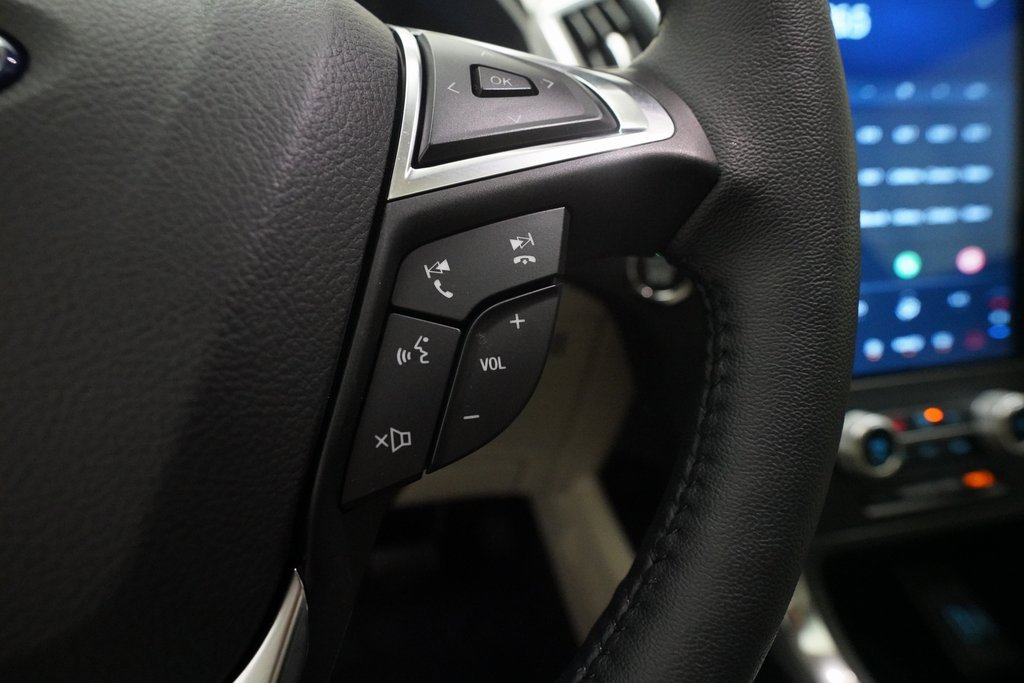 Used 2024 Ford Edge Titanium image 21