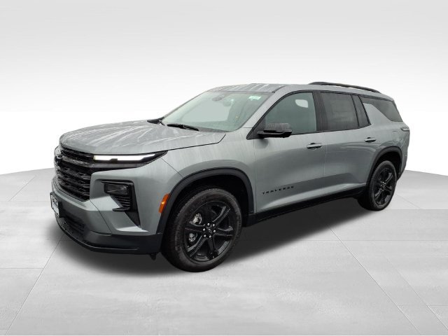 New 2027 Chevrolet Traverse LT w/ Midnight/Sport Edition FWD image 4