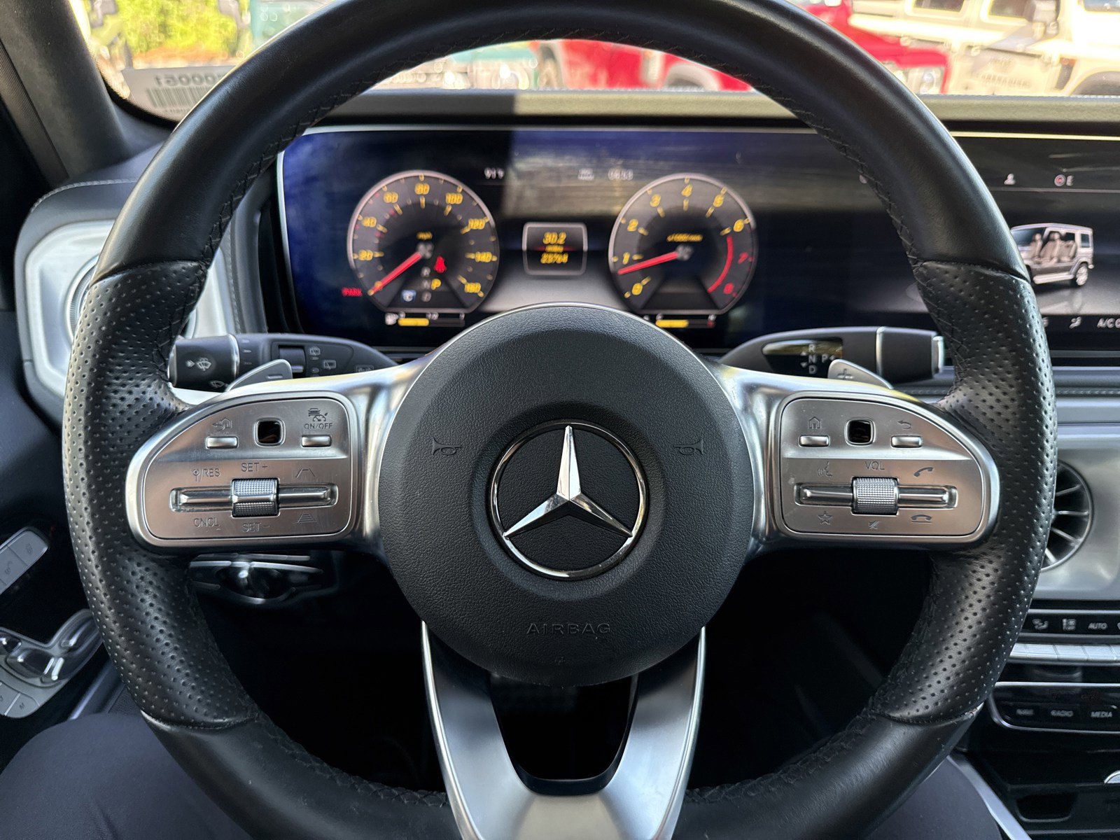 Used 2023 Mercedes-Benz G 550 image 36