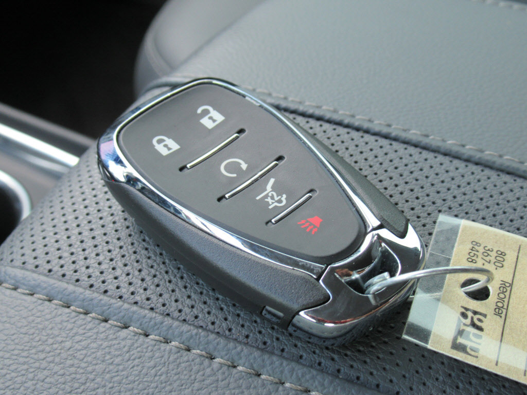 Used 2020 Chevrolet Traverse Premier FWD image 35