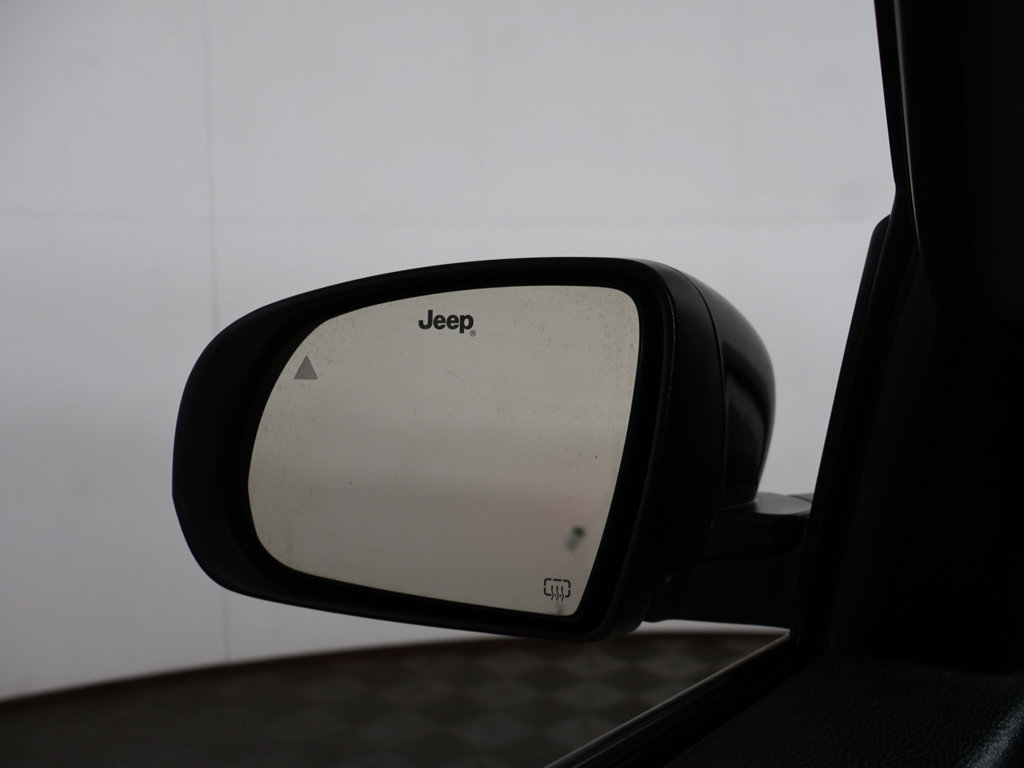 Used 2024 Jeep Compass Limited AWD/4WD image 35