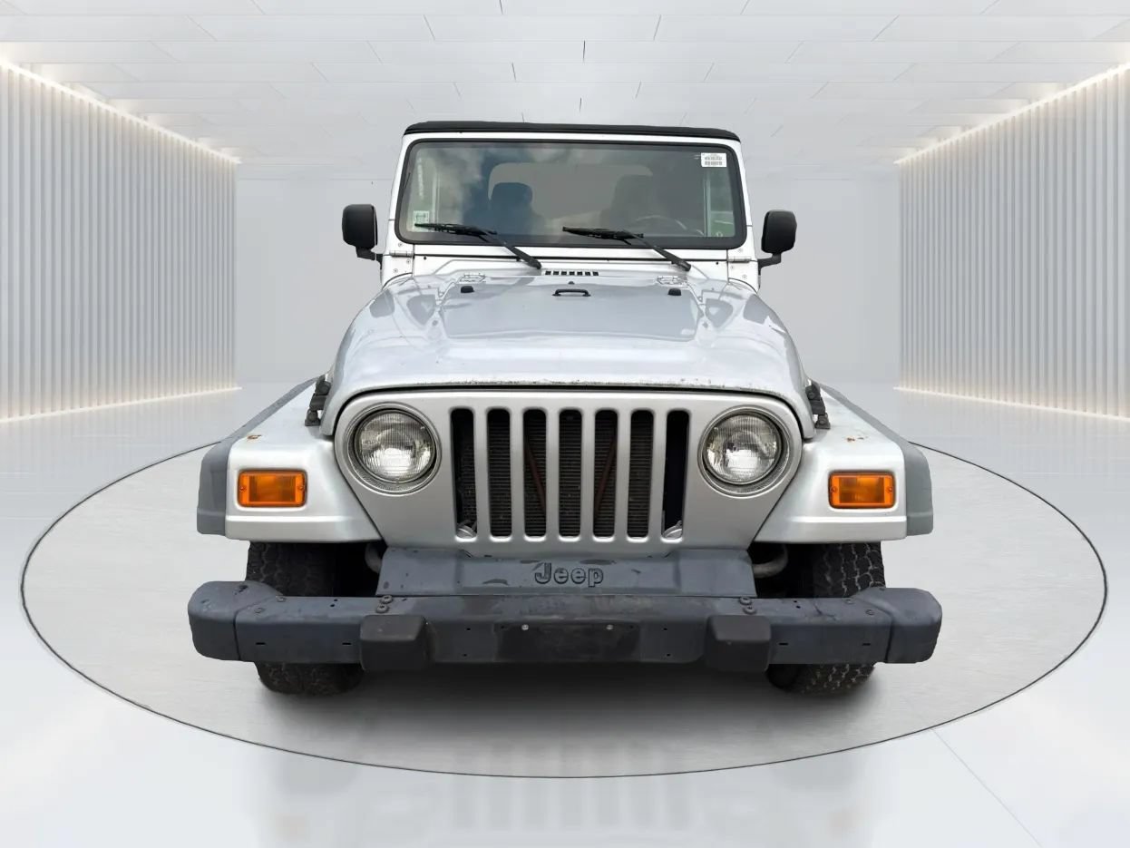 Used 2005 Jeep Wrangler SE AWD/4WD image 2