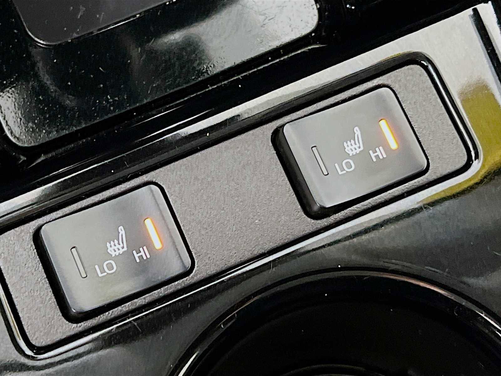 Used 2021 Toyota Prius Prime XLE image 21