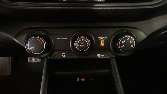 Used 2020 Kia Forte LXS FWD image 21