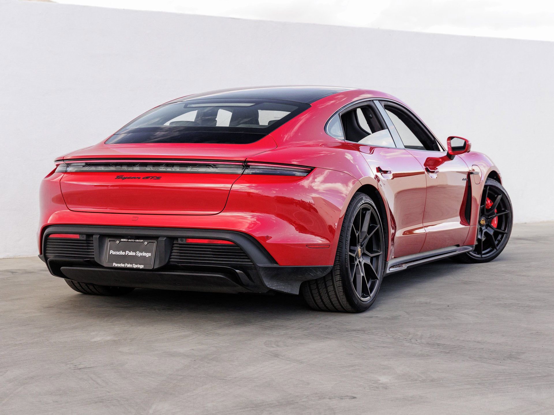Certified 2022 Porsche Taycan GTS image 7
