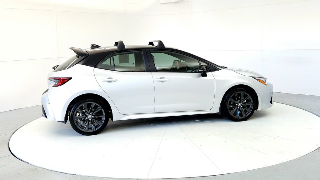 Used 2026 Toyota Corolla XSE FWD image 6