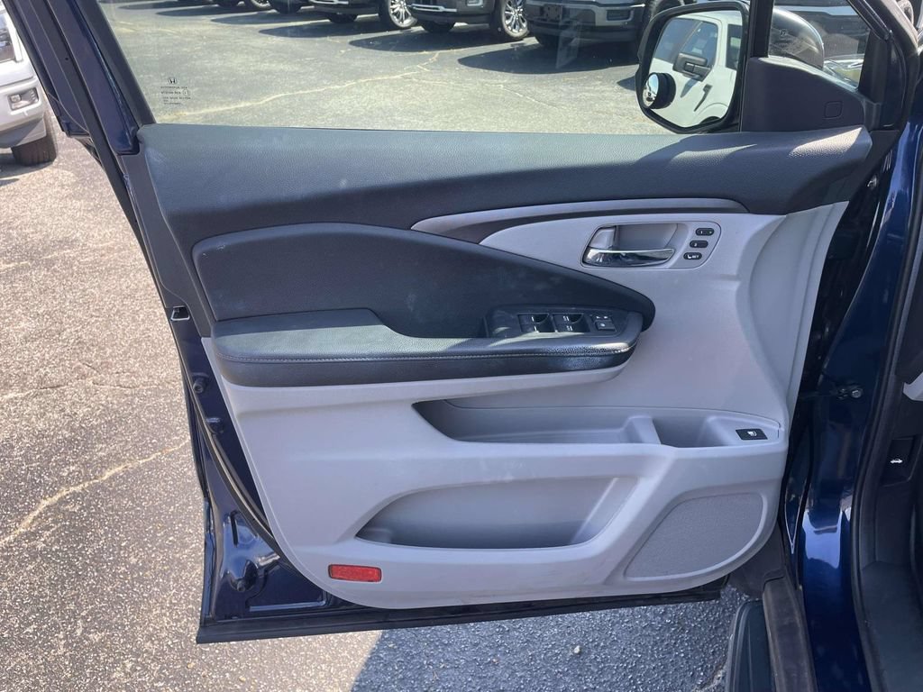 Used 2023 Honda Ridgeline RTL image 15