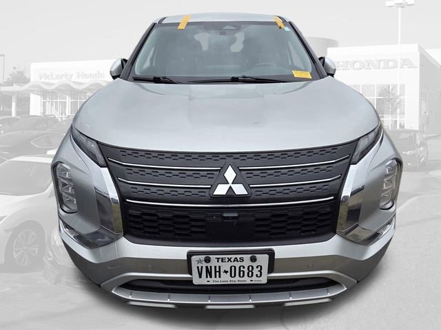 Used 2024 Mitsubishi Outlander SE image 7
