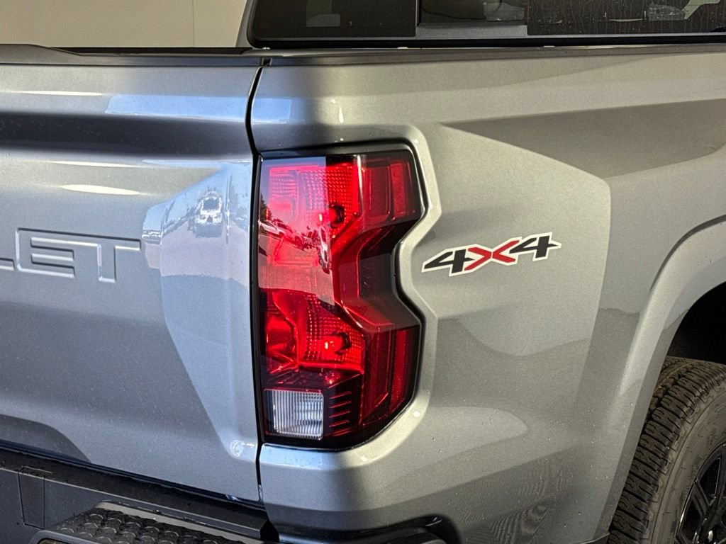 New 2026 Chevrolet Colorado W/T w/ WT Custom Package AWD/4WD image 7