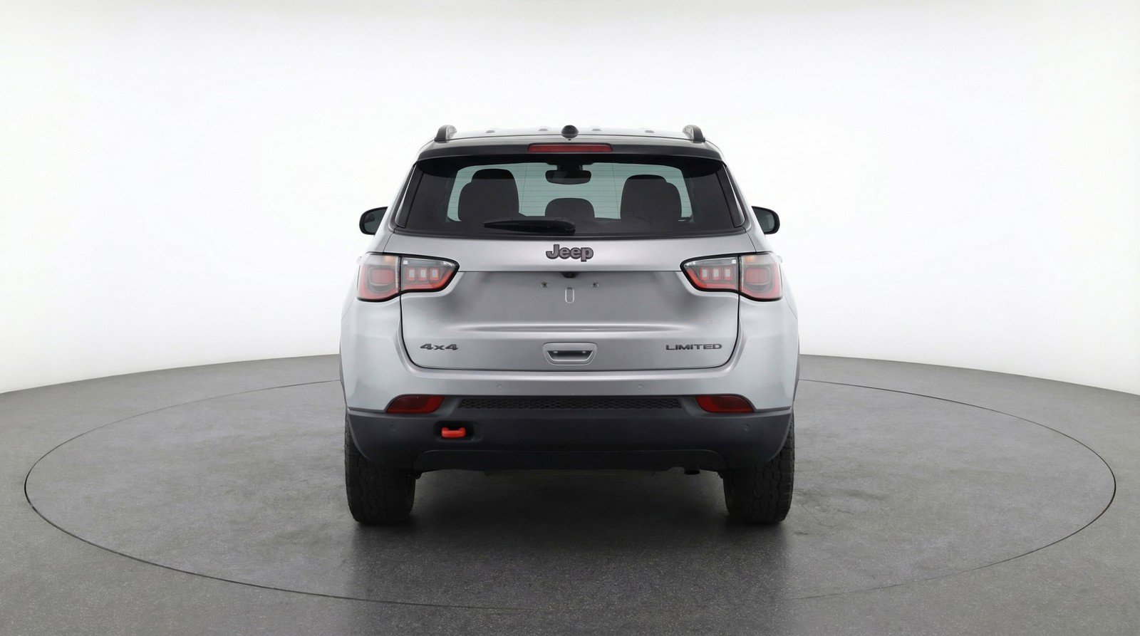 Used 2025 Jeep Compass Trailhawk AWD/4WD image 7