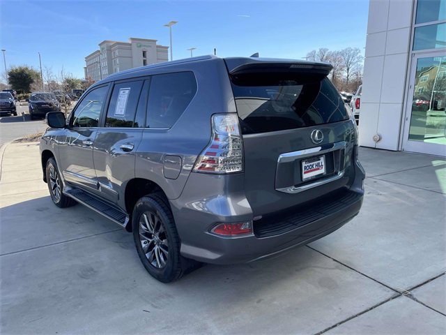 Used 2017 Lexus GX 460 image 9