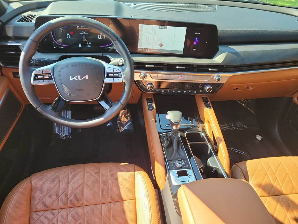 Certified 2025 Kia Telluride EX X-Line AWD/4WD image 28