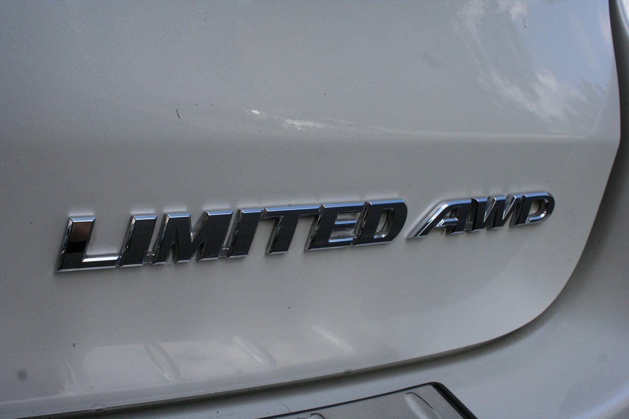 Used 2016 Toyota Highlander Limited AWD/4WD image 26