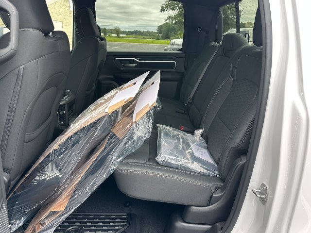 New 2027 RAM 1500 4x4 Crew Cab image 14