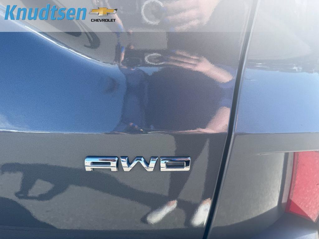 Used 2025 Ford Escape Platinum AWD/4WD image 9