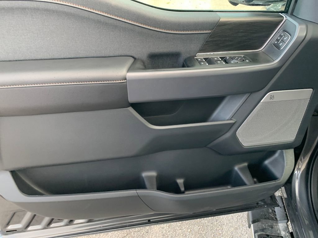 New 2025 Ford F150 Lariat w/ Equipment Group 502A High image 18