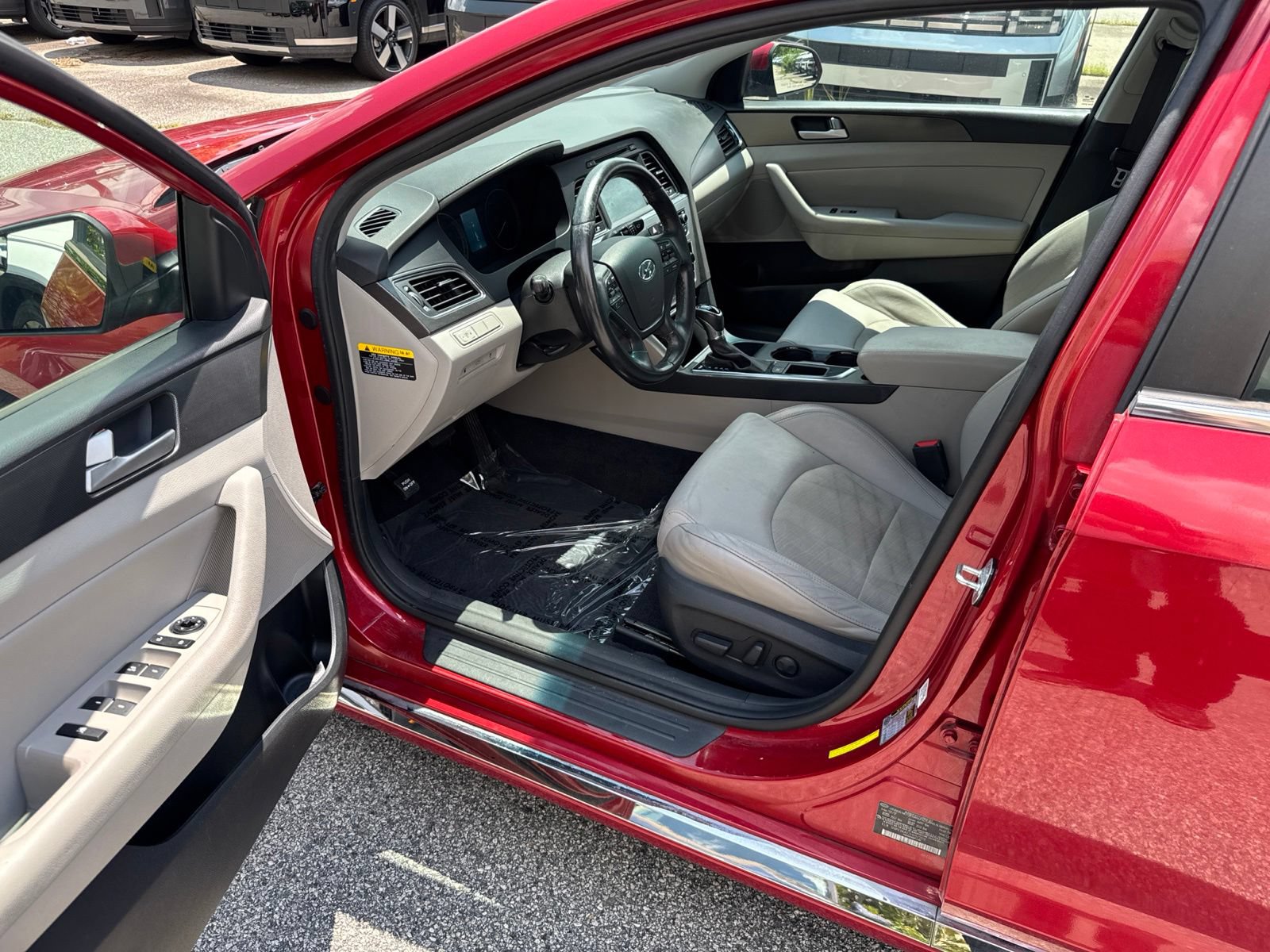 Used 2017 Hyundai Sonata Sport w/ Value Edition Package 02 FWD image 21