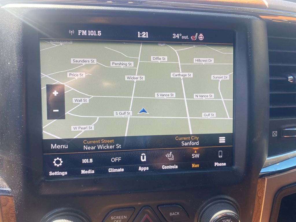 Used 2018 RAM 2500 Longhorn RWD image 21