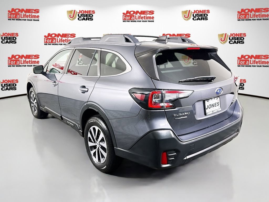 Used 2020 Subaru Outback Premium image 2