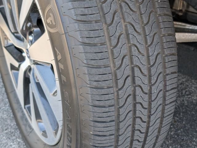 Used 2023 Subaru Outback Premium image 29