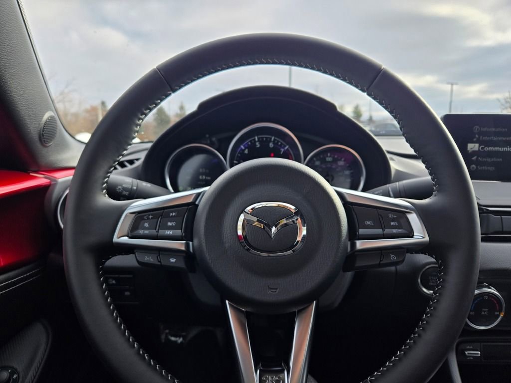 New 2025 MAZDA MX-5 Miata RF Grand Touring w/ Appearance Package image 25