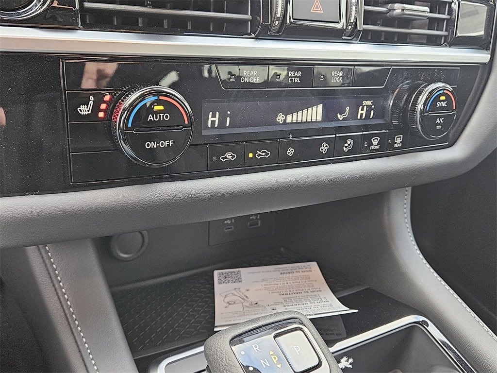 New 2025 Nissan Pathfinder SV image 23