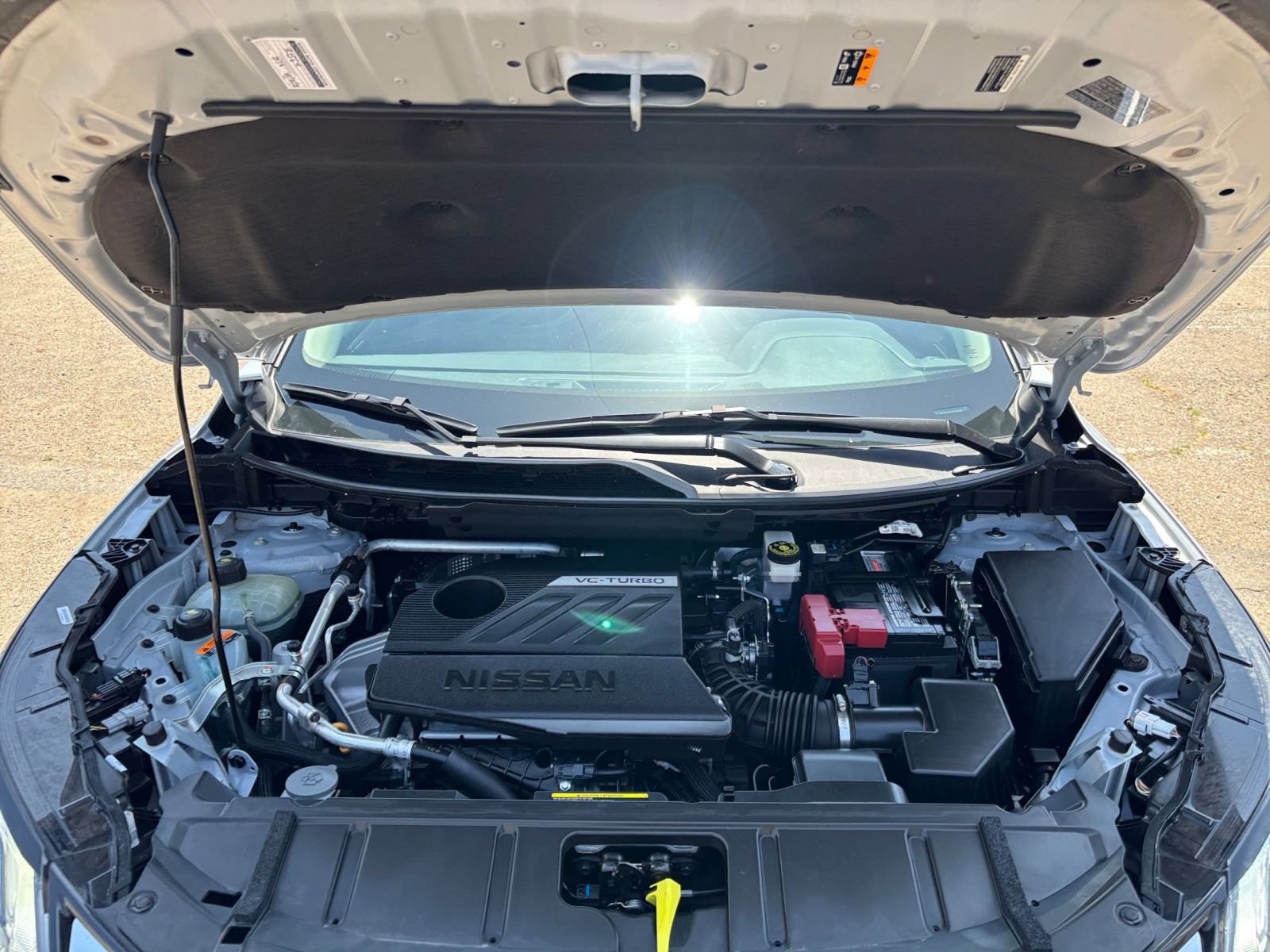 Used 2025 Nissan Rogue SV FWD image 34