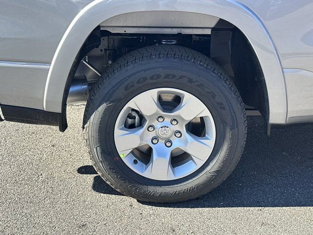 New 2026 RAM 1500 2WD Crew Cab image 17