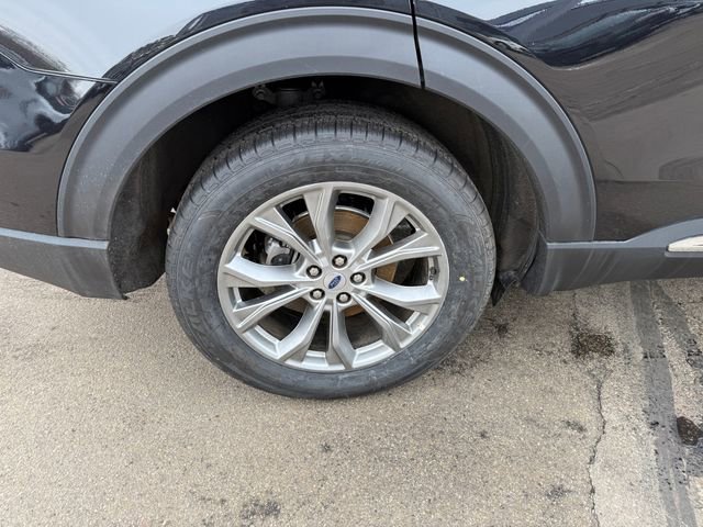 Used 2023 Ford Explorer Limited w/ Equipment Group 301A image 28