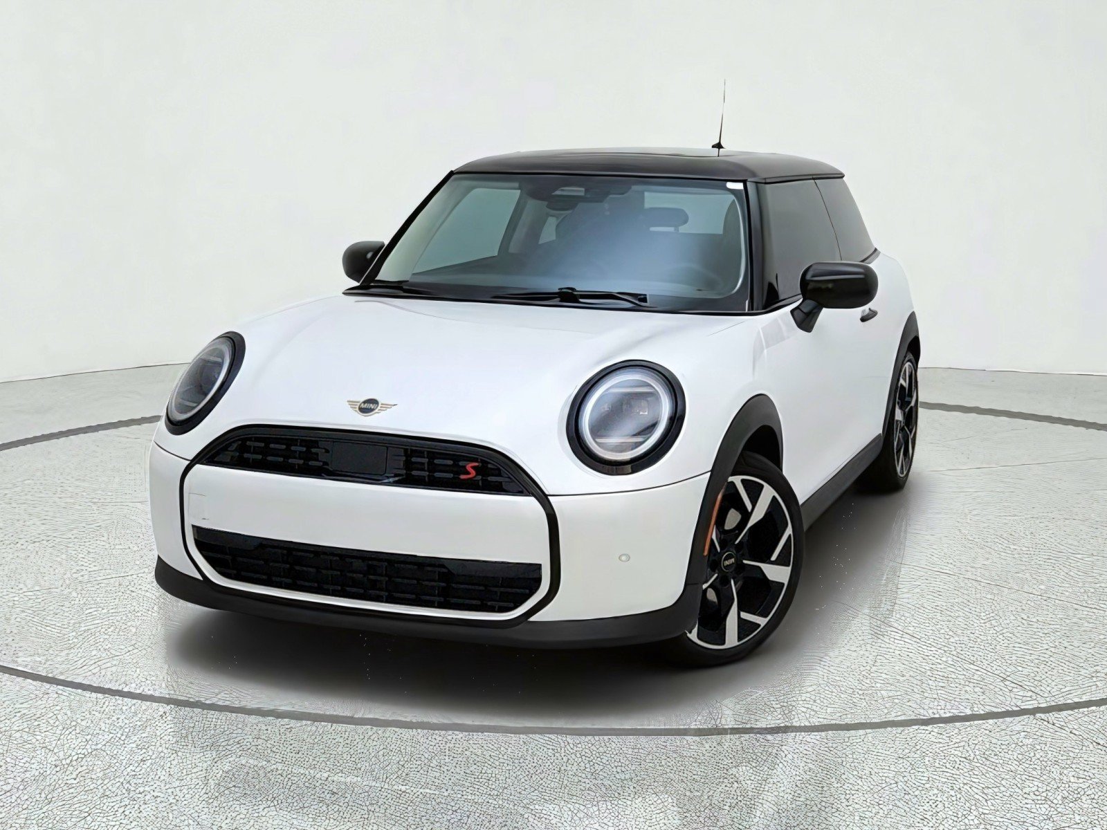 Used 2025 MINI Cooper S FWD image 2