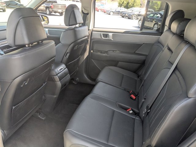 Used 2025 Hyundai Santa Fe SEL image 18