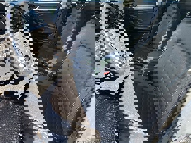 Certified 2023 Volkswagen Jetta SE w/ Panoramic Sunroof Package image 15