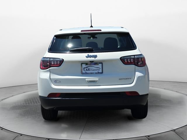 Used 2017 Jeep Compass Sport FWD image 4