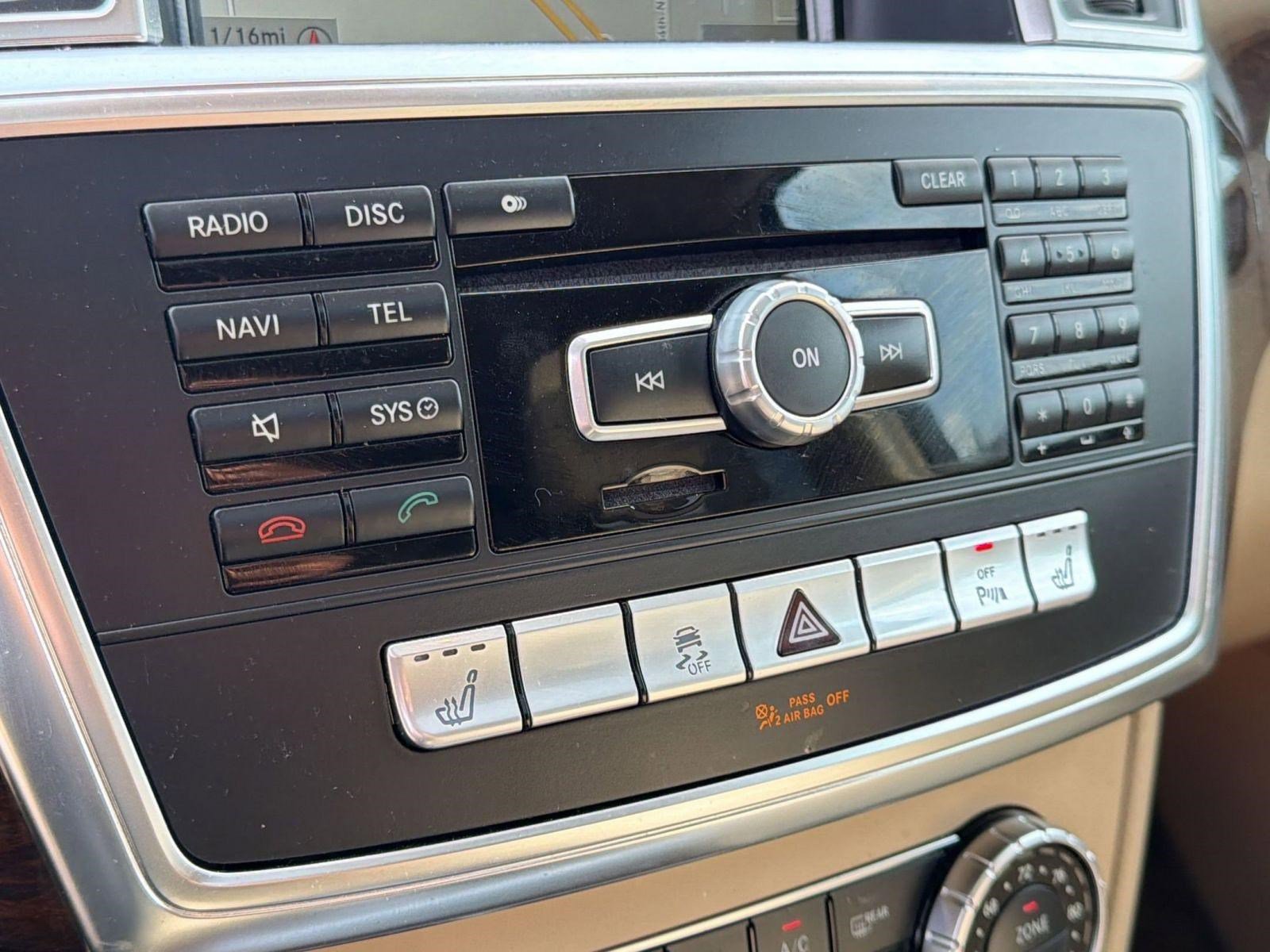 Used 2013 Mercedes-Benz GL 450 4MATIC w/ Premium 1 Pkg image 26