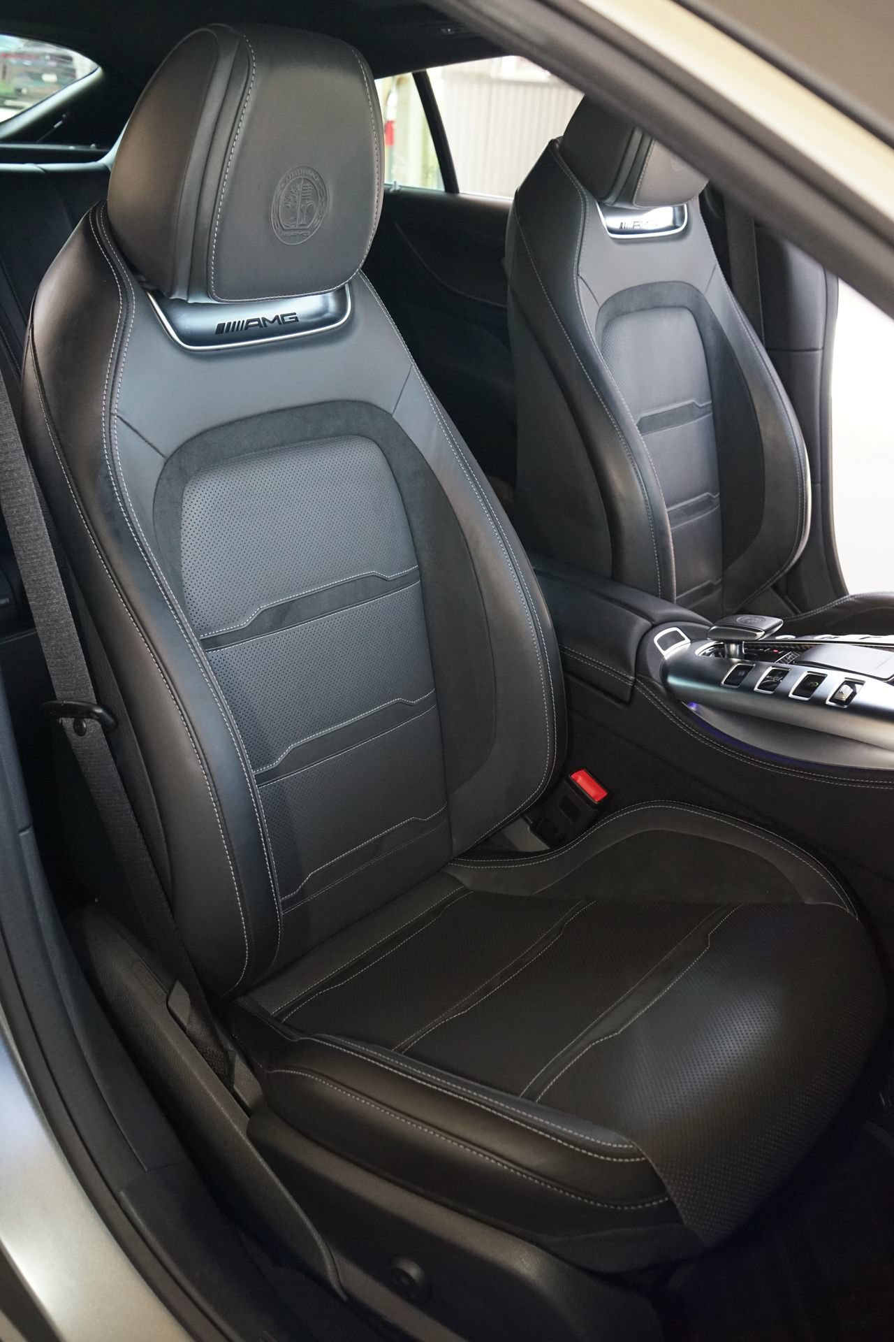 Used 2020 Mercedes-Benz AMG GT 63 S image 4