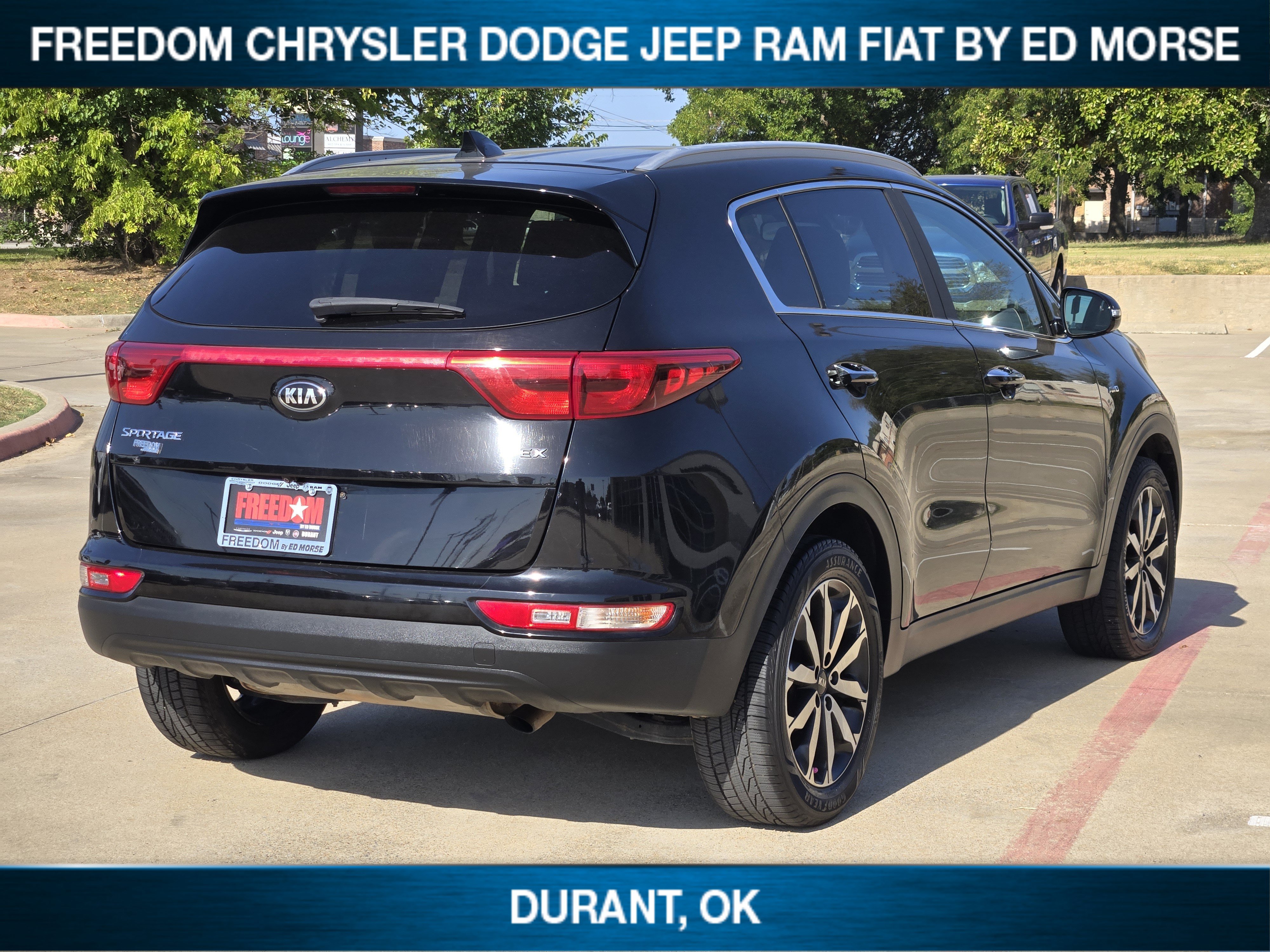 Used 2018 Kia Sportage EX AWD/4WD image 3