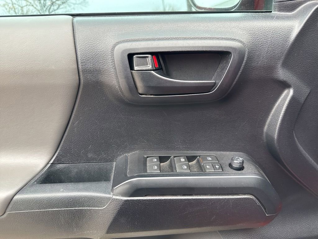 Used 2021 Toyota Tacoma SR image 19